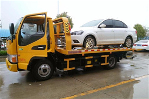 永嘉附近拖车救援24小时服务热线